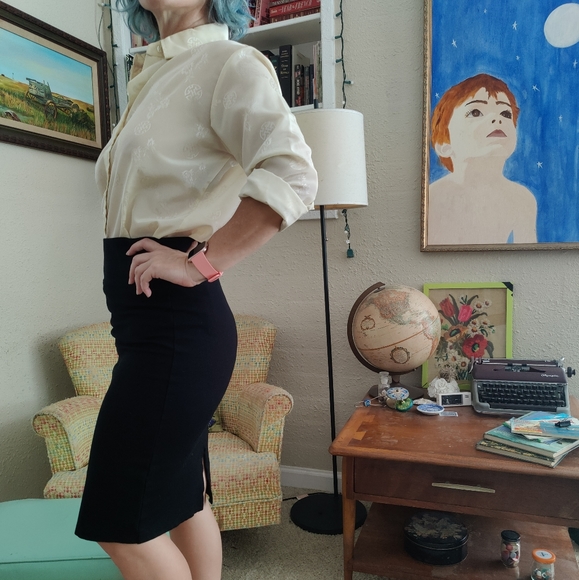 Vintage 100% Polyester Cream Jacquard Print Button-up Blouse | K-Mart - Picture 3 of 13